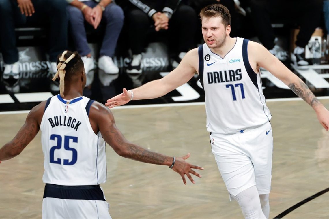 Dončićev Dallas v Torontu doživel še tretji zaporedni poraz