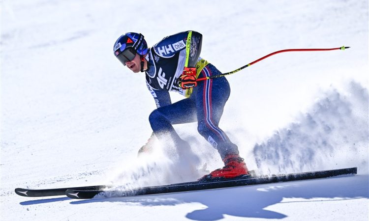Smuk v Aspnu prekinjen in odpovedan