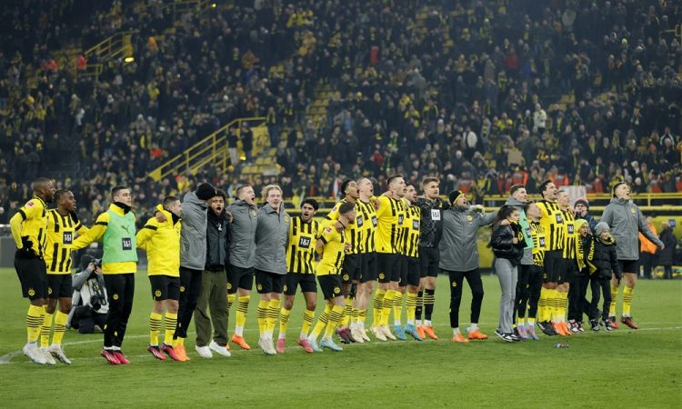 Dortmundčani po zmagi proti Leipzigu znova na vrh