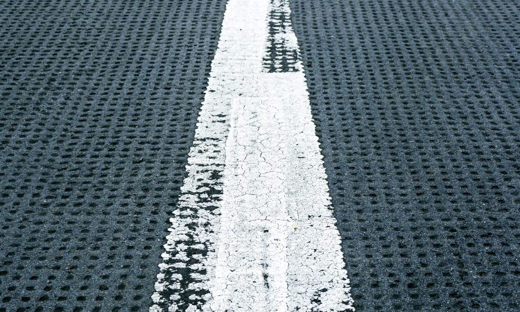 Zaradi gradnje opornega zidu v Kranju polovična zapora Savske ceste