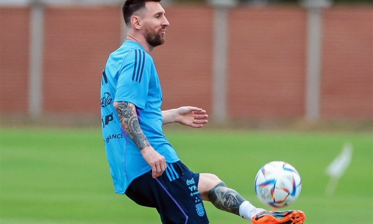Messimanija spet zajela Argentino