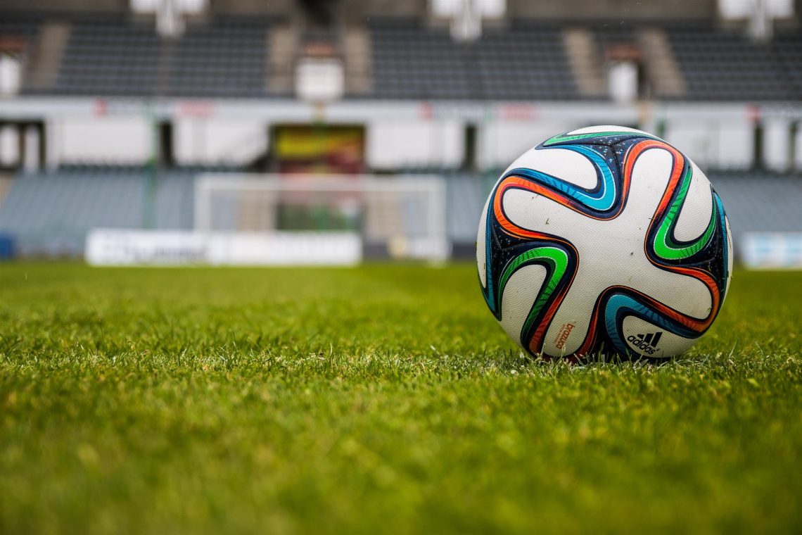 Po treh letih se kitajski navijači vračajo na stadione