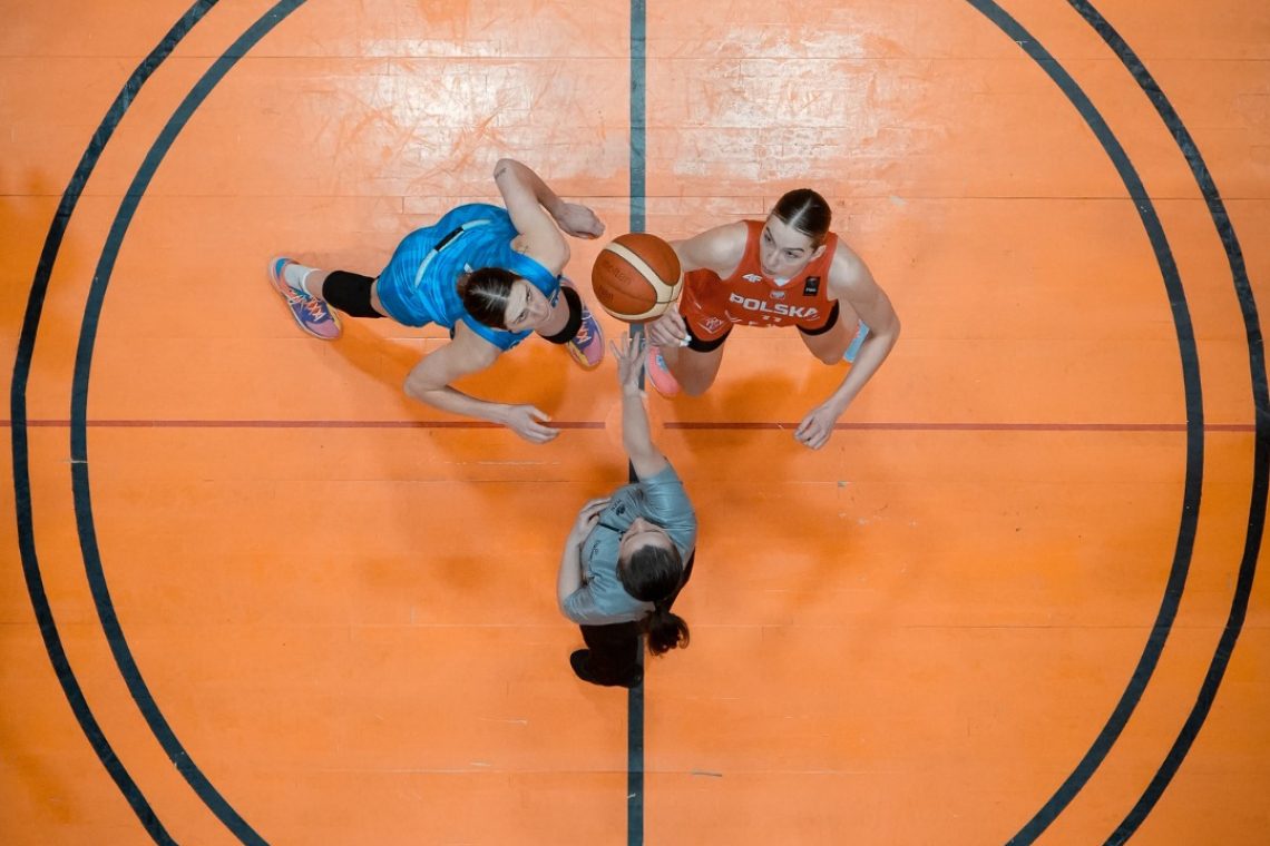 Štirinajst dni pred eurobasketom 14 Slovenk zbranih pod Pohorjem 