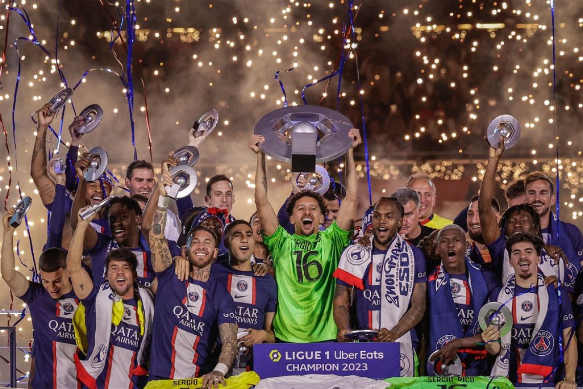 Prvak PSG za konec izgubil, Blažič se je poslovil s porazom, v drugo ligo še Auxerre