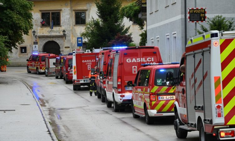 Uprava RS za zaščito in reševanje občinam povrnila intervencijske stroške 