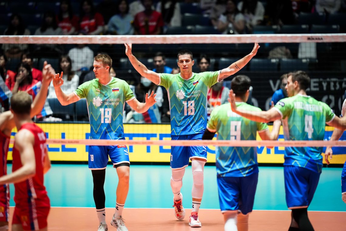 Slovenski odbojkarji za konec olimpijskih kvalifikacij s 3:0 premagali Srbe