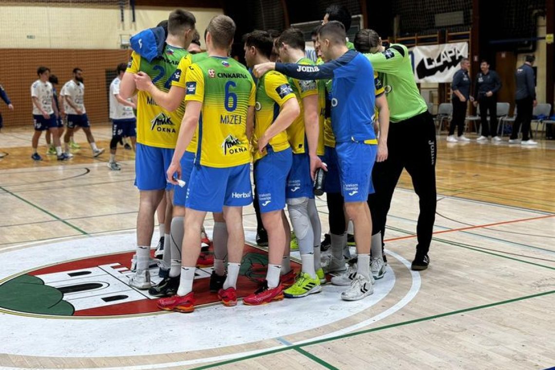  Rokometaši Celja Pivovarne Laško so v 16. krogu lige NLB v gosteh premagali Ljubljano s 37:30 