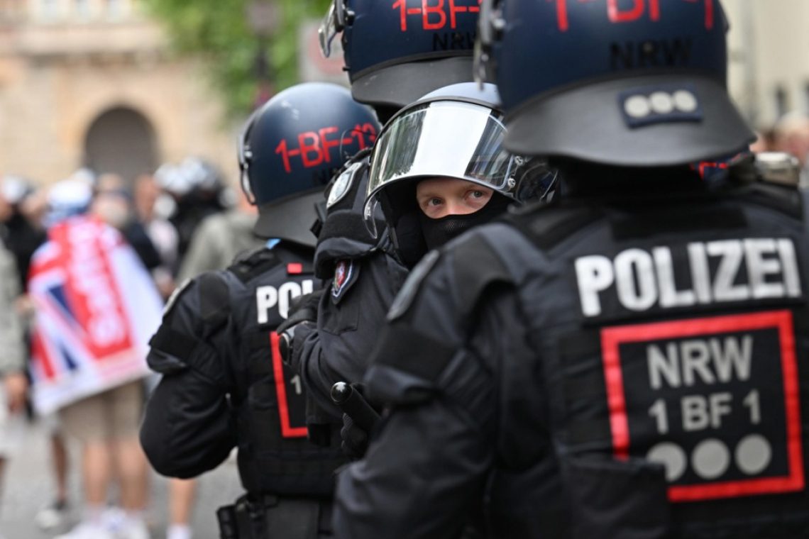 Nemška policija pred prvo tekmo zavrnila vstop v državo trem Slovencem