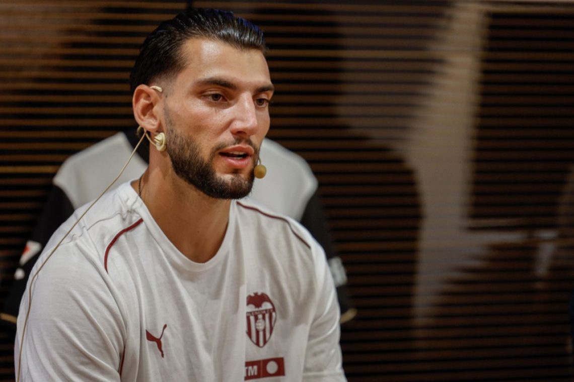 Nogometaš Valencie priprt zaradi spolnega napada