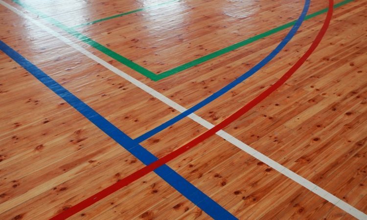 Nove športne dvorane v Bovcu zaradi počenih nosilcev ne morejo uporabljati