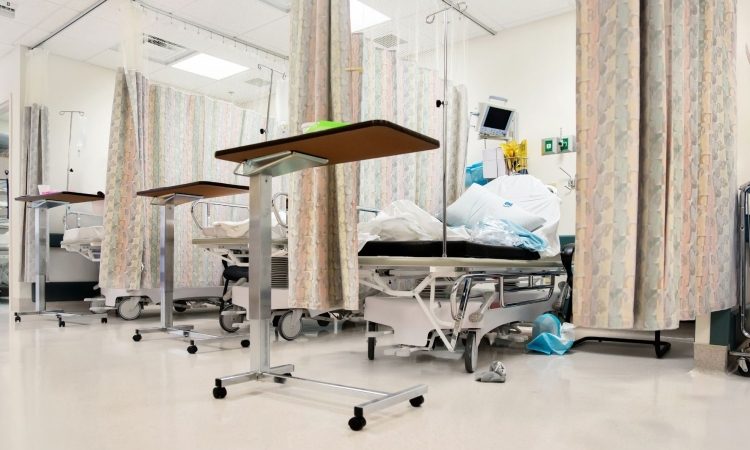 Urgentni center soboške bolnišnice prezaseden, odprli dodatni urgentni oddelek