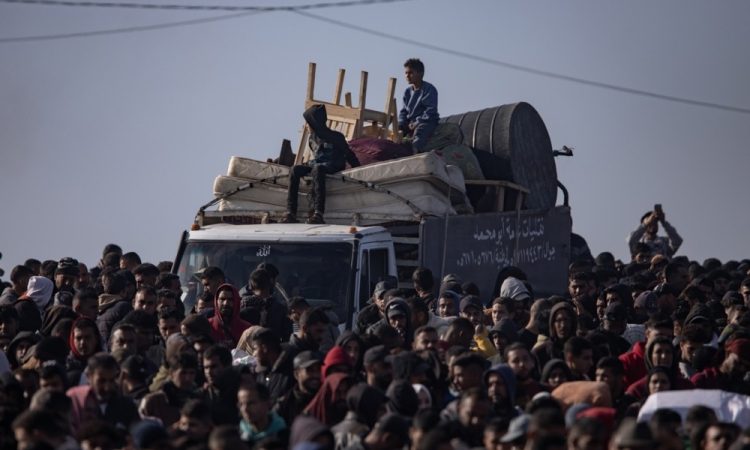 Palestinci zavračajo Trumpov predlog o premestitvi prebivalcev Gaze