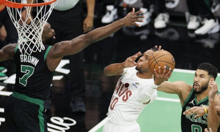 Cleveland in Oklahoma do zanesljivih zmag v NBA