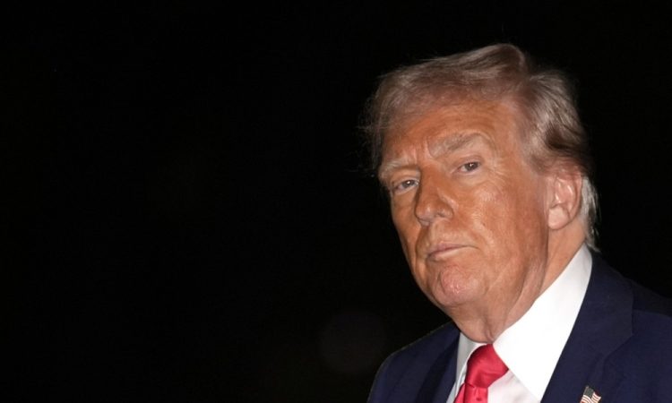 Trump že razmišlja o tretjem mandatu, čeprav ga ustava prepoveduje