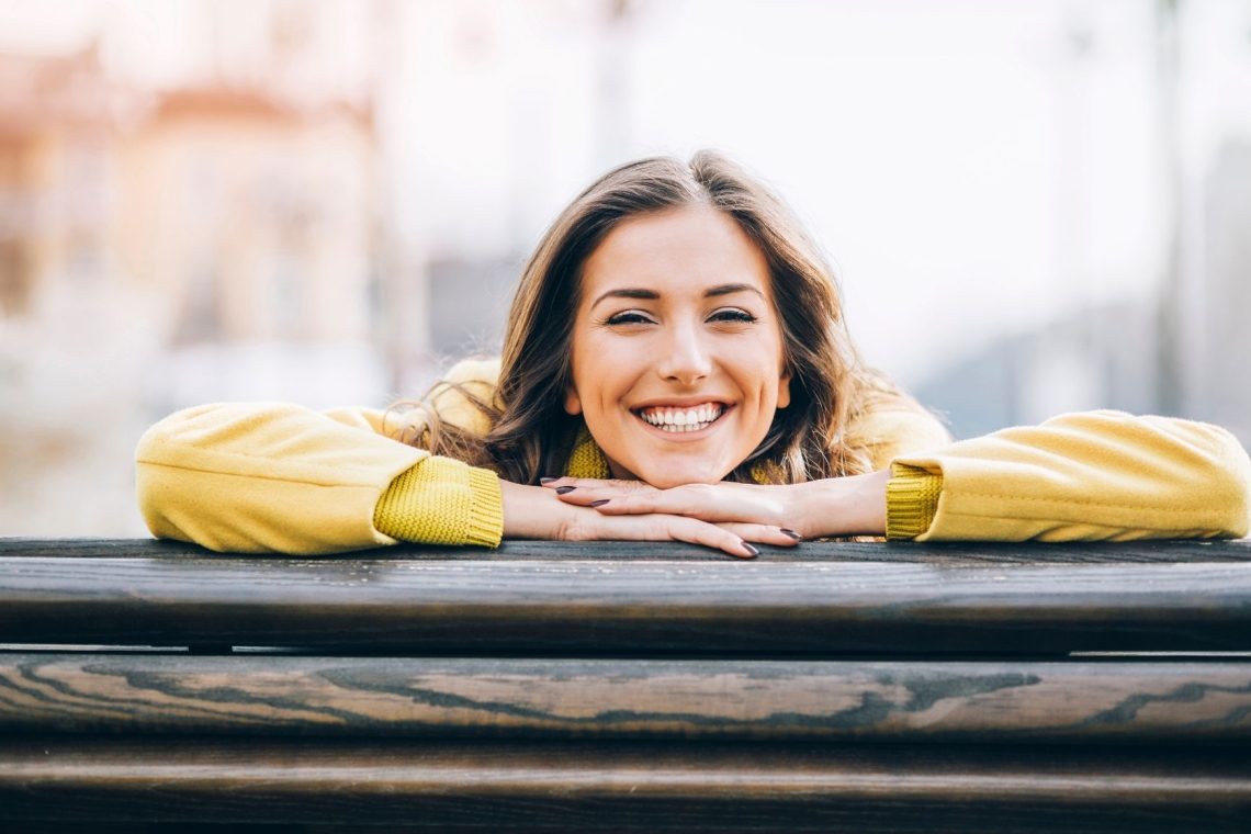Kaj je sreča? Od antičnih vrlin do sodobne zasvojenosti z všečki