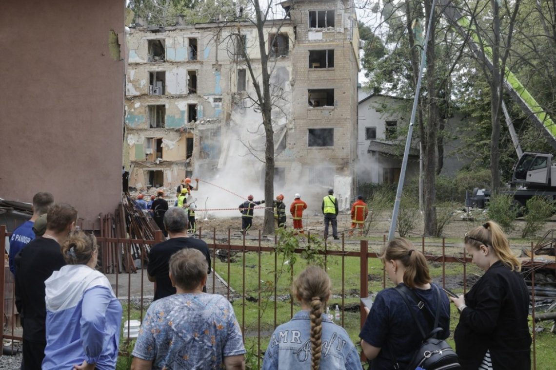 ZDA začasno ustavile dobavo določenega orožja Ukrajini
