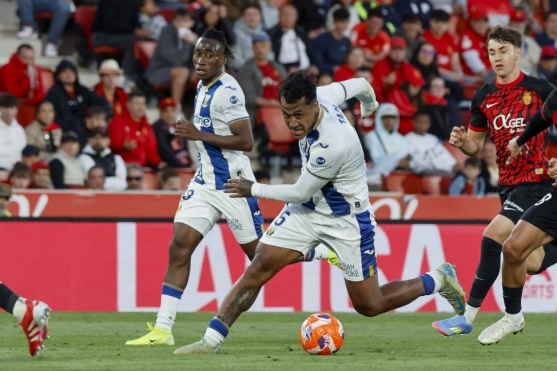 Villarreal okrepil obrambo z Renatom Veigo