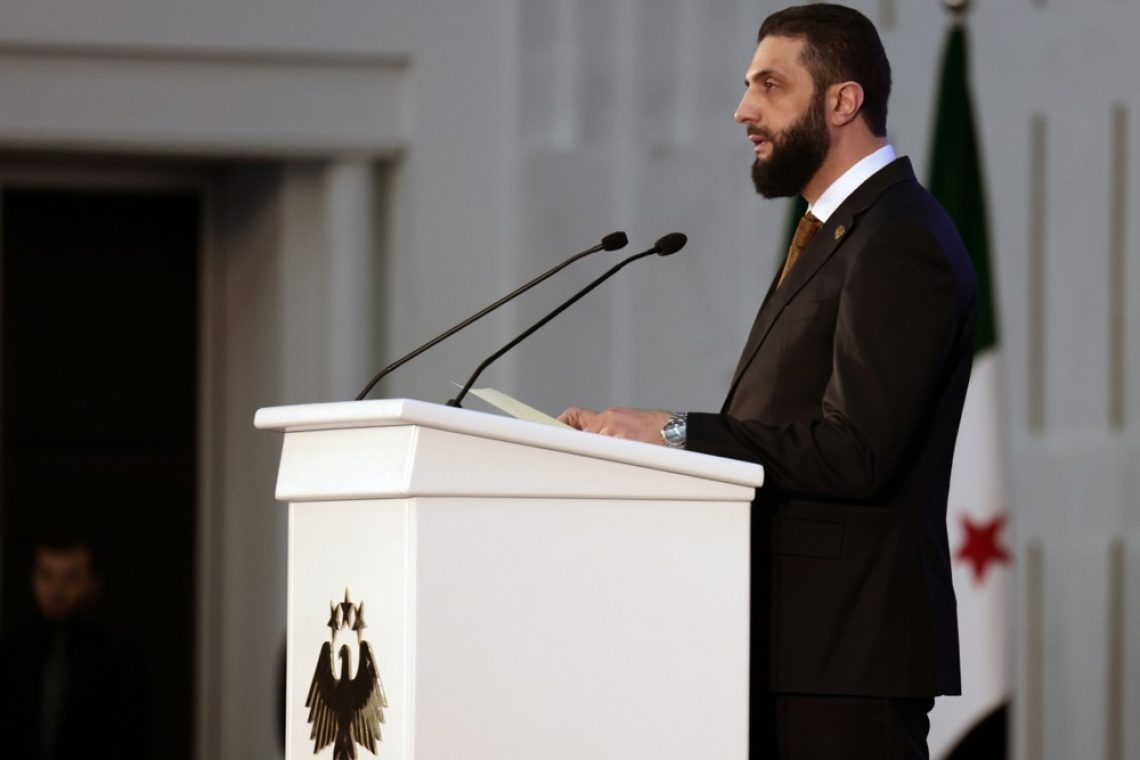 Prehodni predsednik Sirije Al Golani se razglaša za žrtev Islamske države