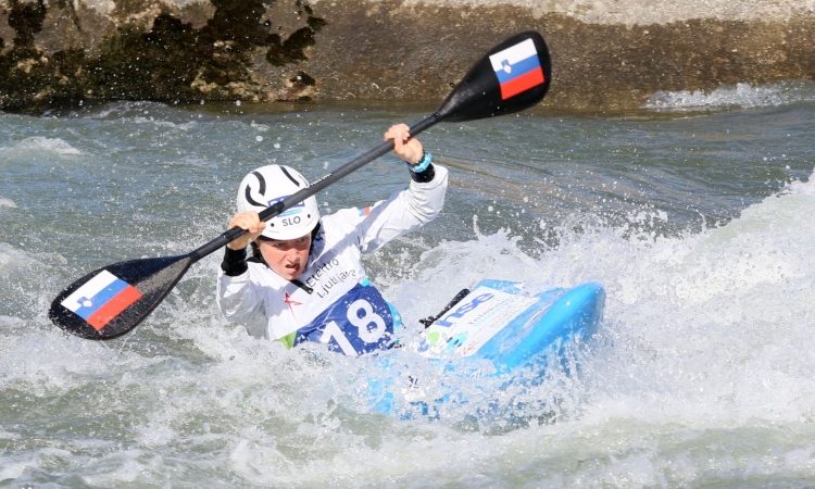 Eva Alina Hočevar v posamičnem krosu do drugega mesta 