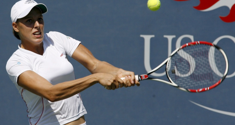 Klepač v Dohi obstala v osmini finala