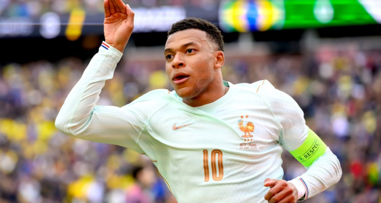 Mbappe z zadetkom proti Braziliji na pragu francoskega rekorda, Hrvaška premagala Kolumbijo