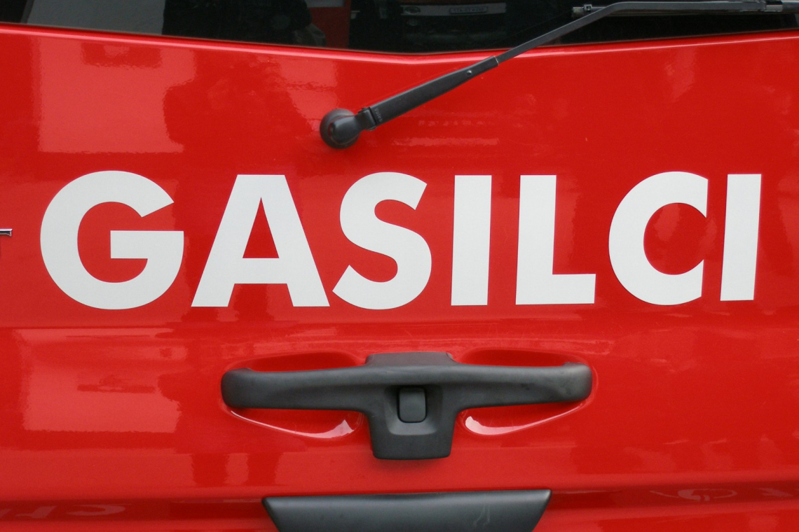Pri Muti med gašenjem požara naleteli na truplo