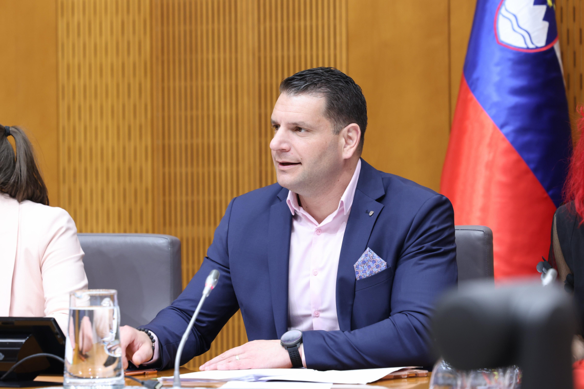 Stevanović začenja uradni obisk v Srbiji